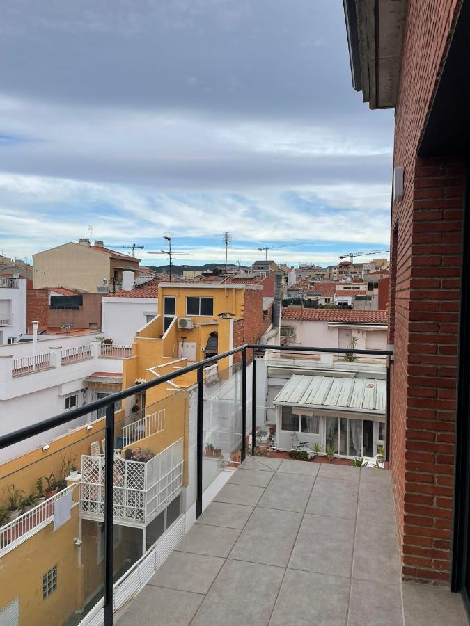 Luminoso Duplex Con Parking Apartment Terrassa Exterior photo